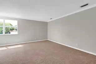 10372 SW 9th Ln, Pembroke Pines, FL 33025 - Photo 28