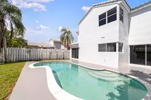 10372 SW 9th Ln, Pembroke Pines, FL 33025 - Photo 50
