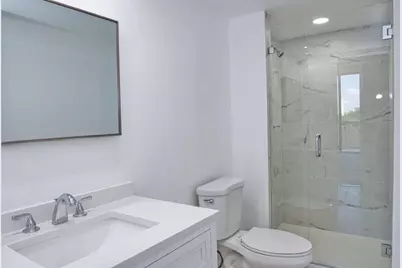 19355 Turnberry Way #3d, Miami, FL 33180 - Photo 32