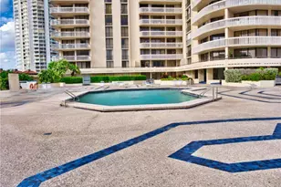 19355 Turnberry Way, Miami, FL 33180 - Photo 42