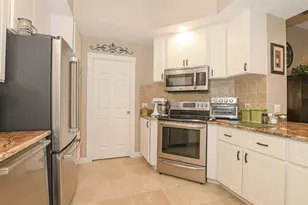 10743 SW Hartwick Dr, Port Saint Lucie, FL 34987 - Photo 12