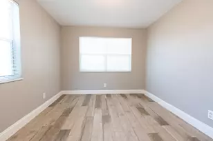 3392 2nd Ave N, Palm Springs, FL 33461 - Photo 8