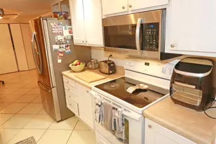 7105 NW 66th St, Tamarac, FL 33321 - Photo 10