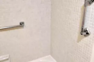 209 Suffolk E, Boca Raton, FL 33434 - Photo 18