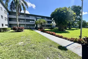 209 Suffolk E, Boca Raton, FL 33434 - Photo 2