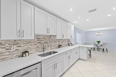 3187 Buccaneer Road, Lake Worth, FL 33462 - Photo 12