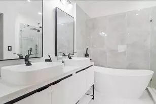 19329 NE 8th Ct, Miami, FL 33179 - Photo 18