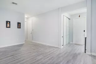 19329 NE 8th Ct, Miami, FL 33179 - Photo 14