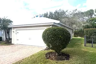 614 NE Muskrat Run, Port Saint Lucie, FL 34983 - Photo 4