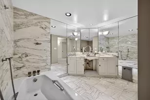 5500 Collins Ave, Miami Beach, FL 33140 - Photo 34