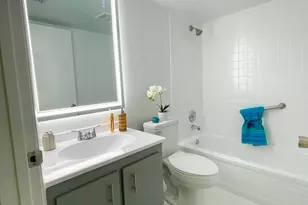 7460 NW 18th St, Margate, FL 33063 - Photo 22