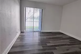 9838 Nob Hill Ct, Sunrise, FL 33351 - Photo 10
