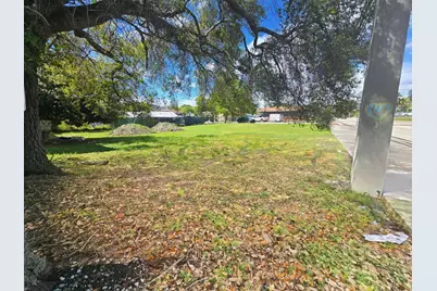 602 NW 1st Street, Dania Beach, FL  - Photo 10