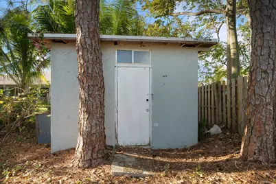 836 SW 13th Court, Pompano Beach, FL 33060 - Photo 16