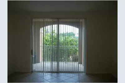 6410 Emerald Dunes Drive #205, West Palm Beach, FL 33411 - Photo 4