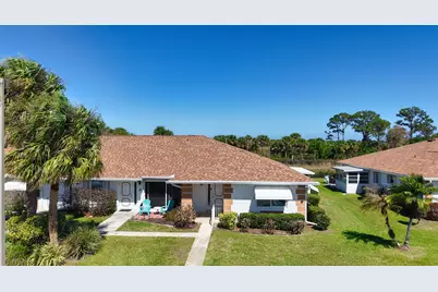 934 Savannas Point Drive #D, Fort Pierce, FL 34982 - Photo 6