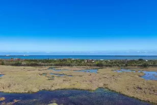934 Savannas Point Dr, Fort Pierce, FL 34982 - Photo 40