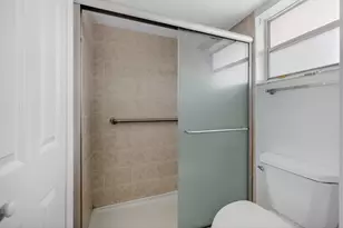 3550 NE 169th St, North Miami Beach, FL 33160 - Photo 26