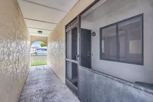 151 Cape Coral Parkway W, Cape Coral, FL 33914 - Photo 4