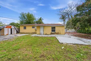 1201 NE 206th St, Miami, FL 33179 - Photo 28