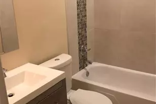 3200 NE 13th Ave, Oakland Park, FL 33334 - Photo 12