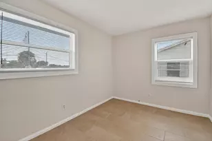 1618 W 26th Ct, Riviera Beach, FL 33404 - Photo 8