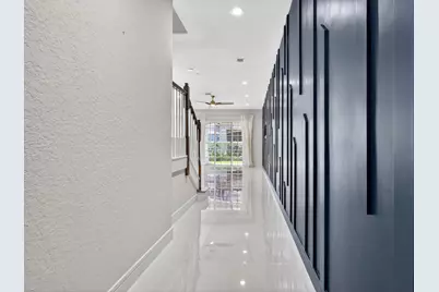 145 Nottingham Place, Boynton Beach, FL 33426 - Photo 2