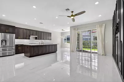 145 Nottingham Place, Boynton Beach, FL 33426 - Photo 4