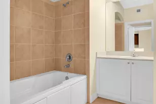 1660 Renaissance Commons Blvd, Boynton Beach, FL 33426 - Photo 10