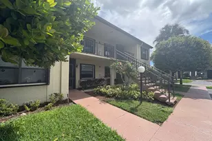 7831 Willow Spring Dr, Wellington, FL 33467 - Photo 1