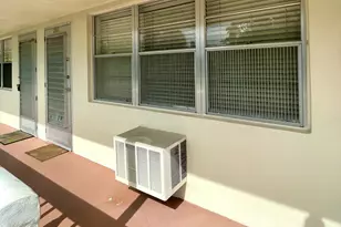 201 Canterbury I, West Palm Beach, FL 33417 - Photo 1