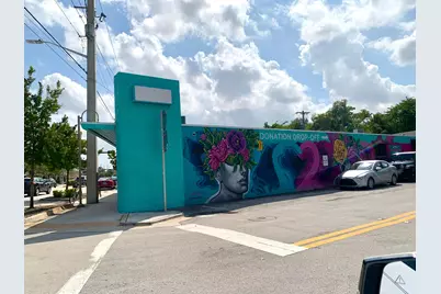 325 NE 21st Street, Wilton Manors, FL 33305 - Photo 30