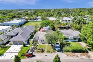 325 NE 21st St, Wilton Manors, FL 33305 - Photo 28