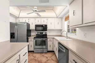 18081 SE Country Club Dr, Jupiter, FL 33469 - Photo 22