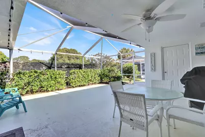9701 Chapman Oak Court, Palm Beach Gardens, FL 33410 - Photo 4