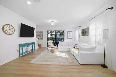 5931 NW 56th Place #Unit 5931, Tamarac, FL 33319 - Photo 6