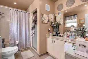 16637 NW 73rd Pl, Miami Lakes, FL 33014 - Photo 28