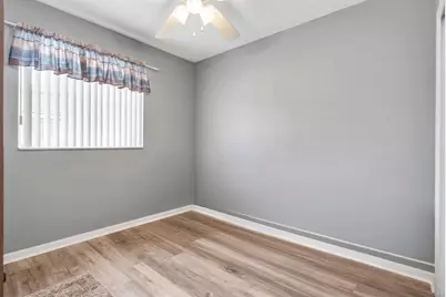 16637 NW 73rd Place, Miami Lakes, FL 33014 - Photo 32