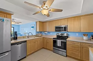 801 S Ocean Dr, Fort Pierce, FL 34949 - Photo 4