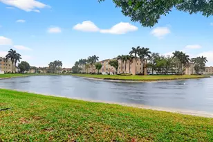 12560 Majesty Cir, Boynton Beach, FL 33437 - Photo 36