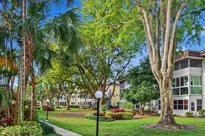 5171 W Oakland Park Boulevard #110, Lauderdale Lakes, FL 33313 - Photo 32
