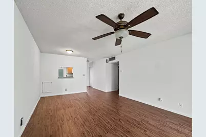 5171 W Oakland Park Boulevard #110, Lauderdale Lakes, FL 33313 - Photo 10