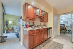 7300 Radice Ct, Lauderhill, FL 33319 - Photo 12