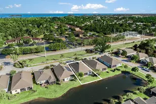 111 Sandcrest Cir, Sebastian, FL 32958 - Photo 8