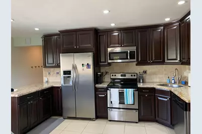 3208 SE 11th Street #201, Pompano Beach, FL 33062 - Photo 2