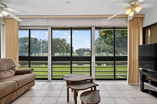 5561 Fairway Park Dr, Boynton Beach, FL 33437 - Photo 32