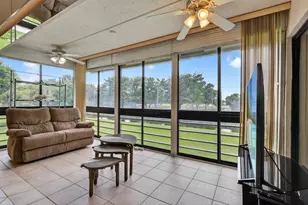 5561 Fairway Park Dr, Boynton Beach, FL 33437 - Photo 16