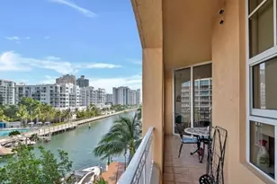 3001 NE 185th St, Aventura, FL 33180 - Photo 2