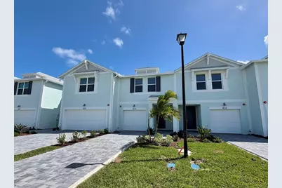 616 Salisbury Circle, Fort Pierce, FL 34982 - Photo 2