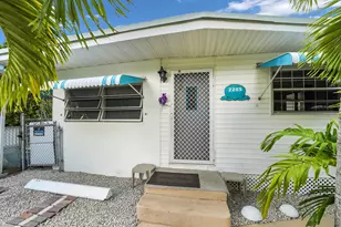 2285 NE 136th Ln, North Miami Beach, FL 33181 - Photo 16